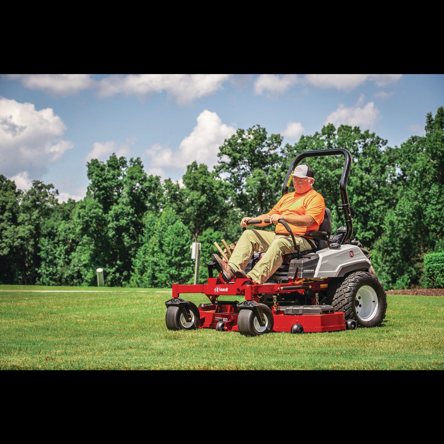 Exmark Lazer Z X-Series 60" Deck with 38 HP Kohler EFI - LRX980EKC606Q1